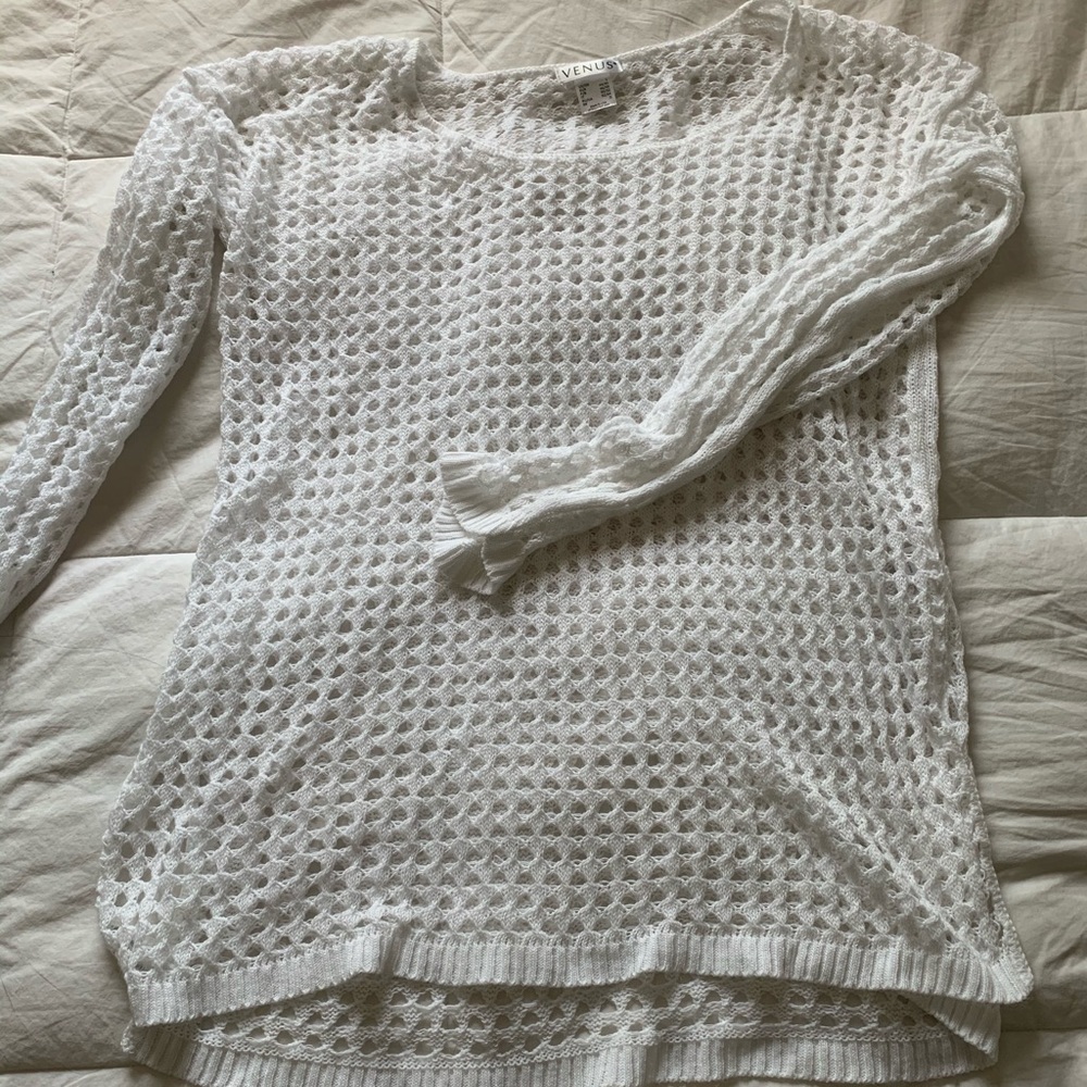 Women’s swimsuit coverup